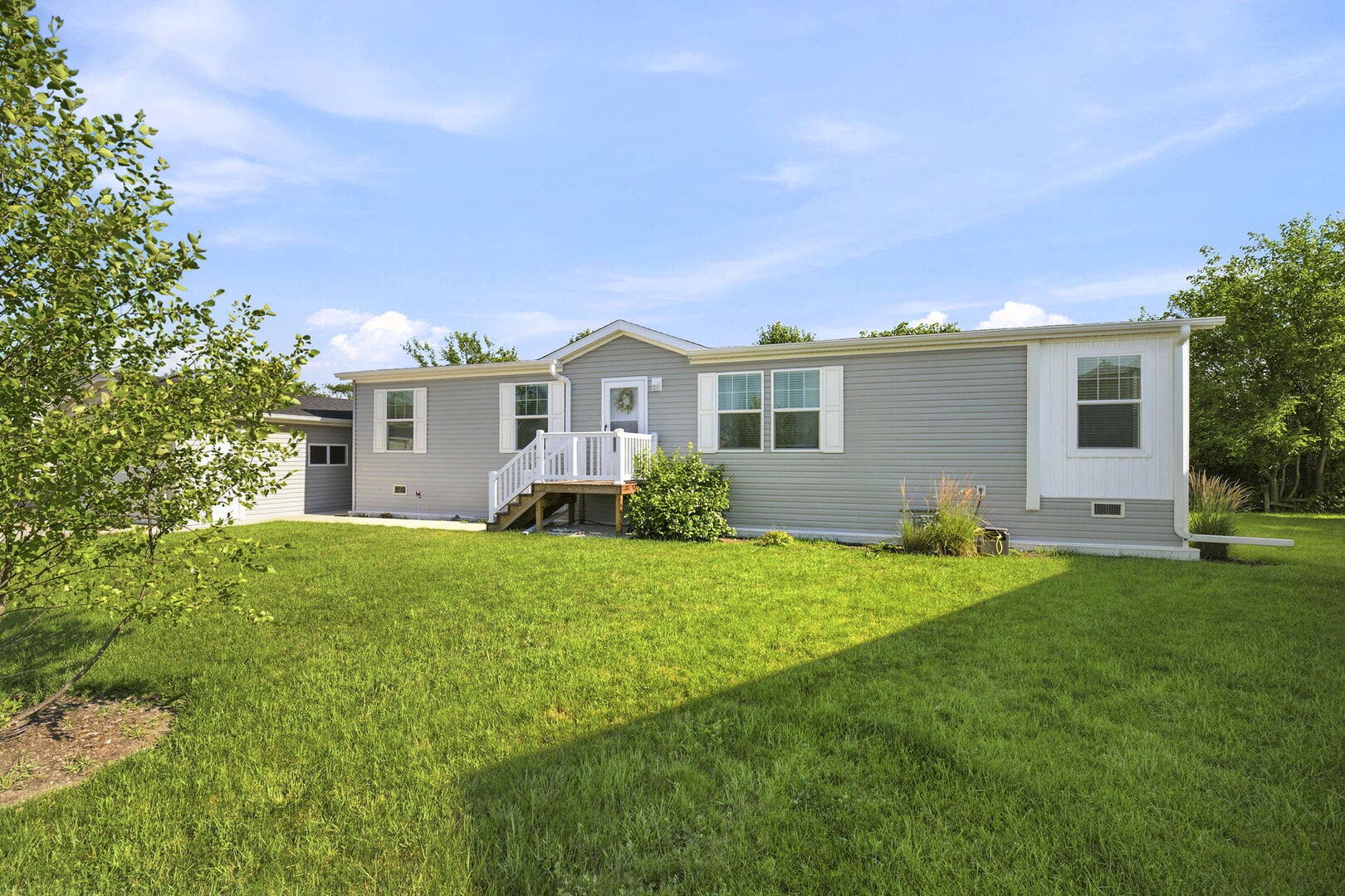 4818 W Pasatiempo Drive, Monee, IL 60449 4818 W Pasatiempo Drive, Monee, IL 60449