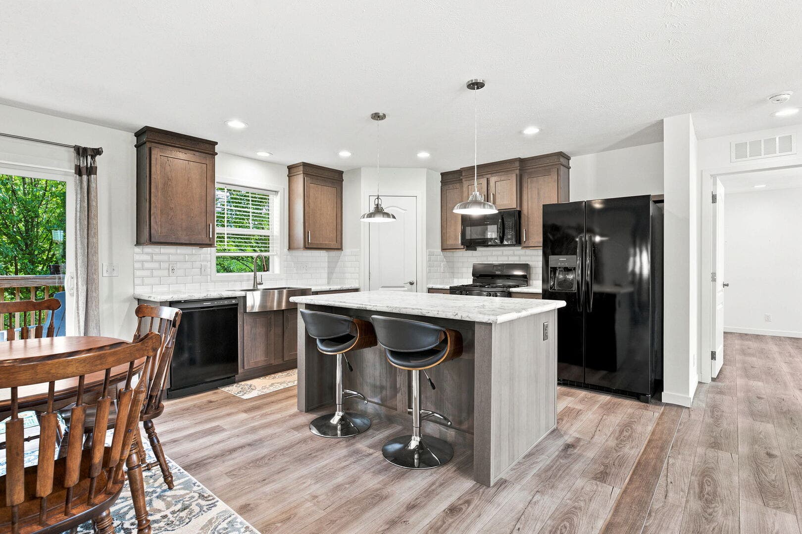 4818 W Pasatiempo Drive, Monee, IL 60449 4818 W Pasatiempo Drive, Monee, IL 60449