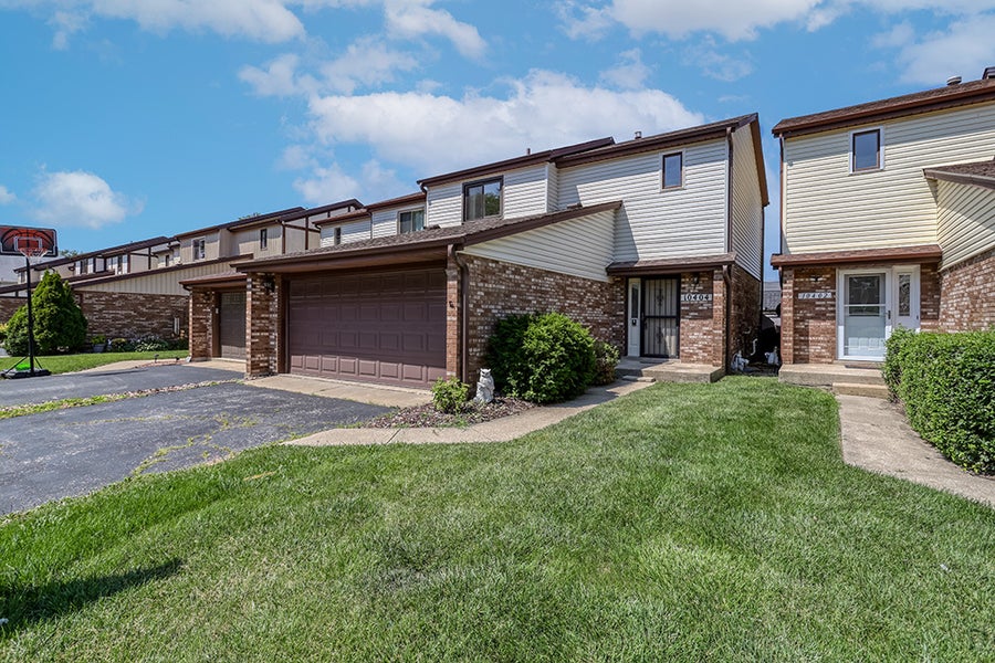 Property photo for 10404 Sheffield Drive, Palos Hills, IL
