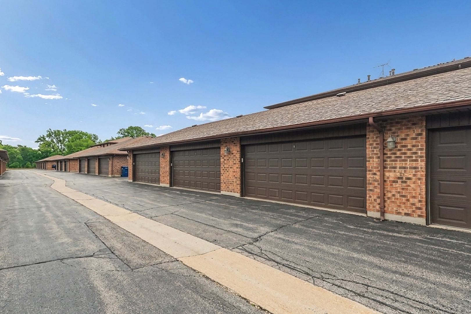 8826 W 140th Street, #206, Orland Park, IL 60462 8826 W 140th Street, #206, Orland Park, IL 60462