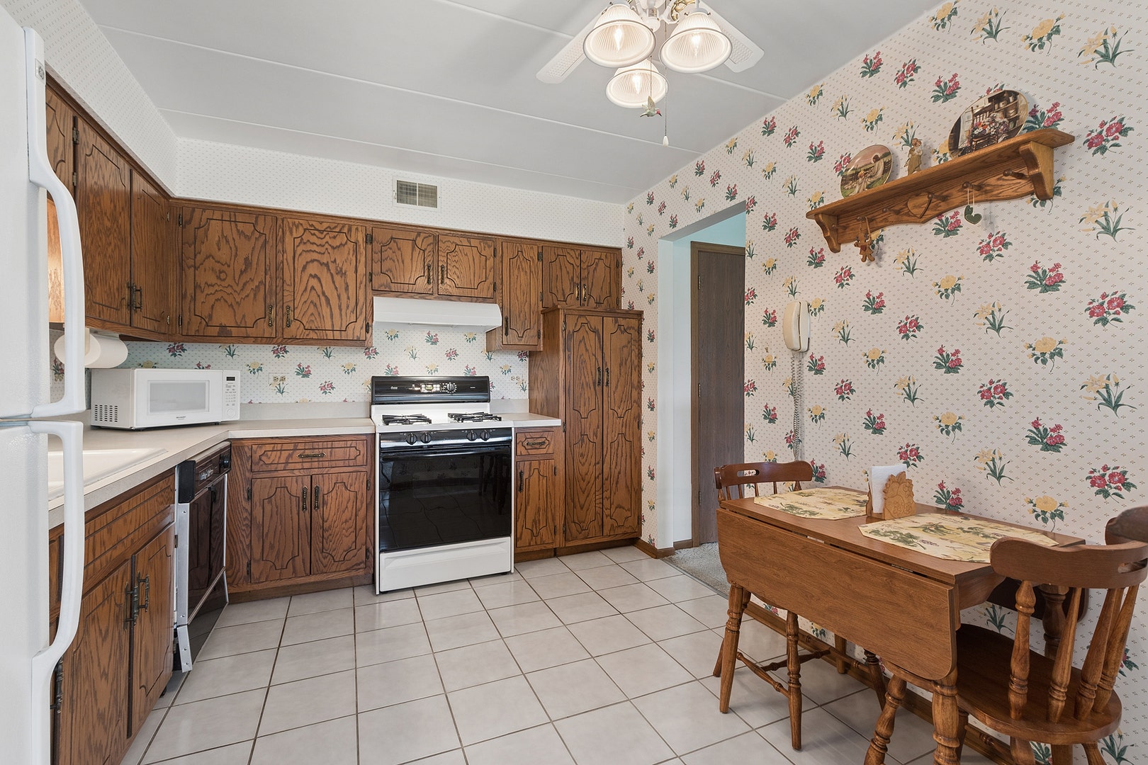 8826 W 140th Street, #206, Orland Park, IL 60462 8826 W 140th Street, #206, Orland Park, IL 60462