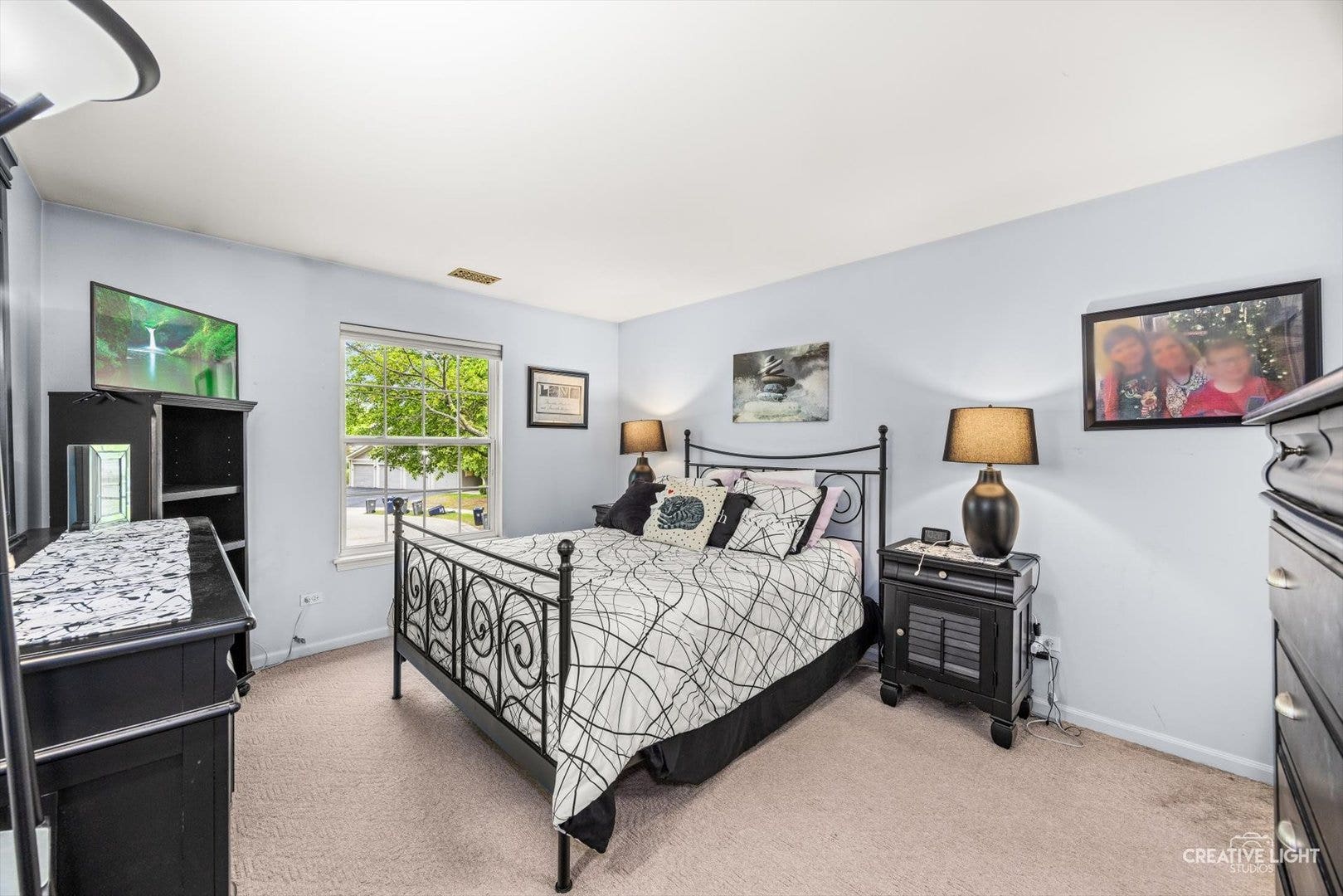 1103 Stratford Court, #C, Elgin, IL 60120
