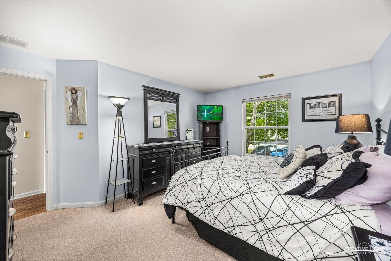 1103 Stratford Court, #C, Elgin, IL 60120