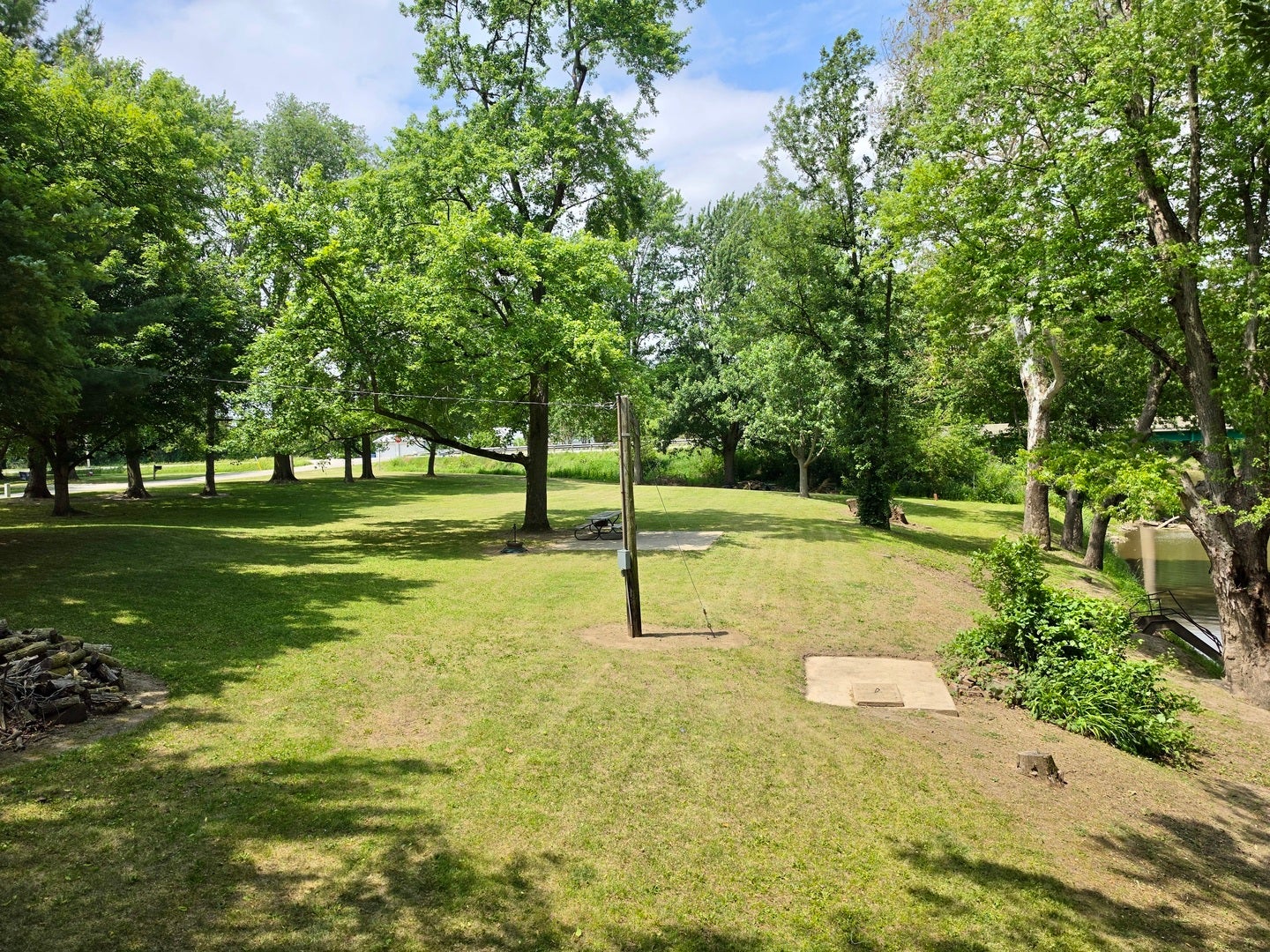 2883 E Twp Rd 407 Road, Iroquois, IL 60945 2883 E Twp Rd 407 Road, Iroquois, IL 60945