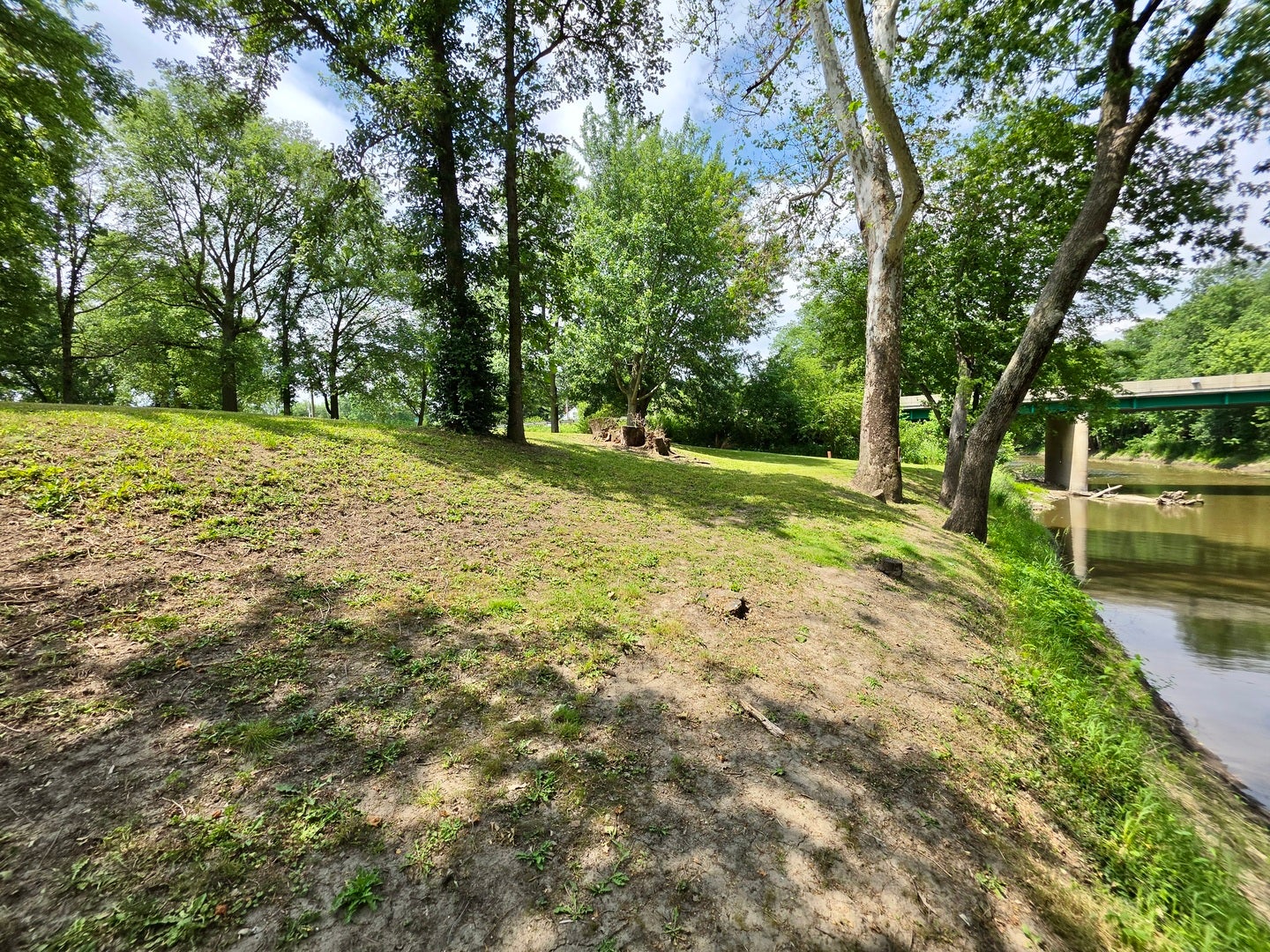 2883 E Twp Rd 407 Road, Iroquois, IL 60945 2883 E Twp Rd 407 Road, Iroquois, IL 60945