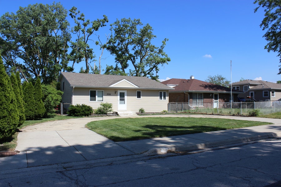 Property photo for 15201 La Crosse Avenue, Oak Forest, IL