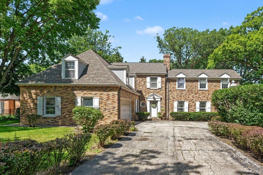 Property photo for 319 Timberline Drive, Joliet, IL