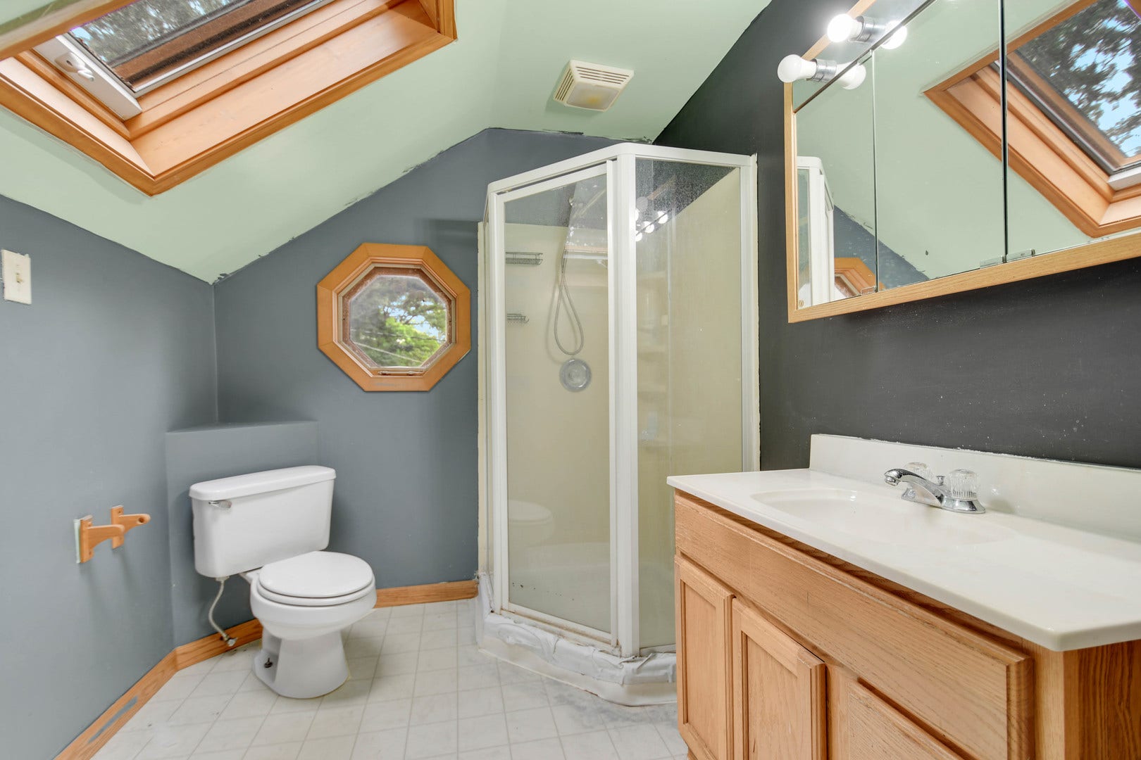 1408 E Washington Street, Joliet, IL 60433 1408 E Washington Street, Joliet, IL 60433