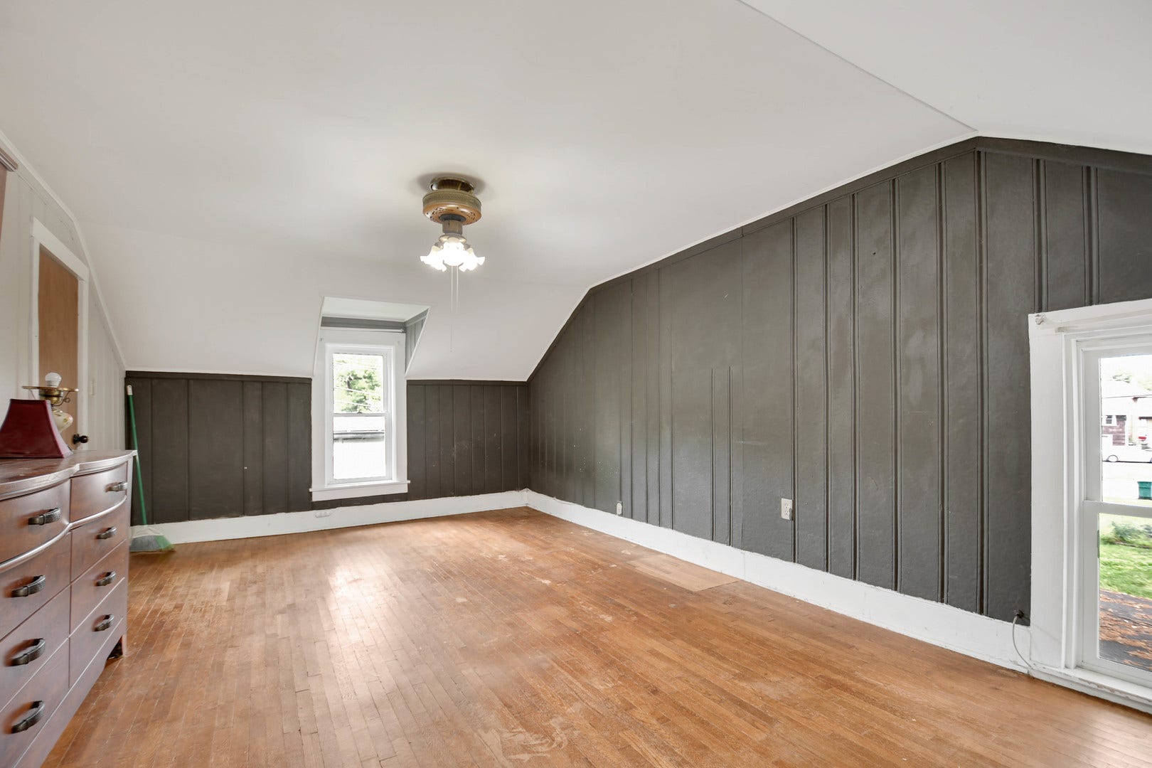 1408 E Washington Street, Joliet, IL 60433 1408 E Washington Street, Joliet, IL 60433