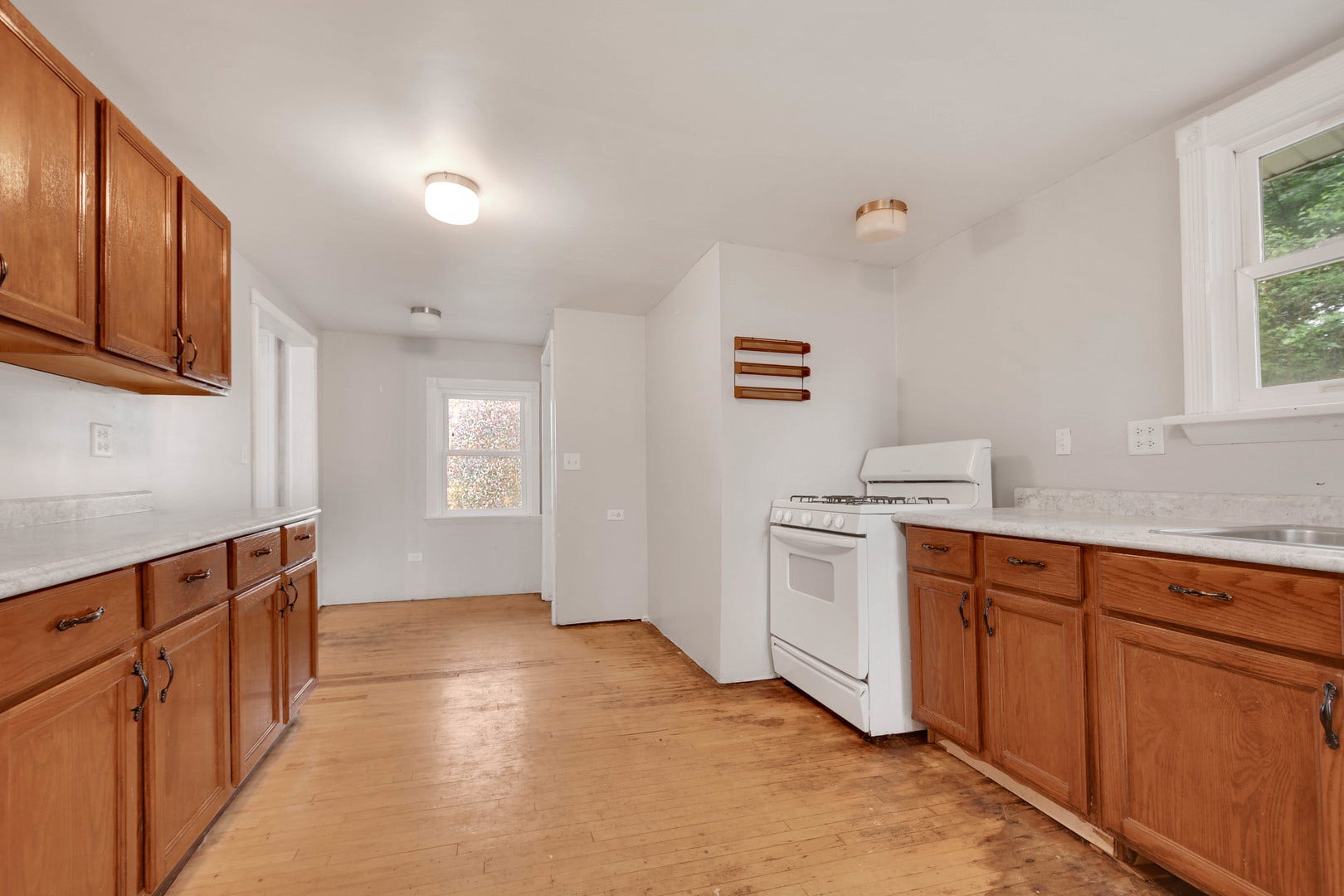 1408 E Washington Street, Joliet, IL 60433 1408 E Washington Street, Joliet, IL 60433
