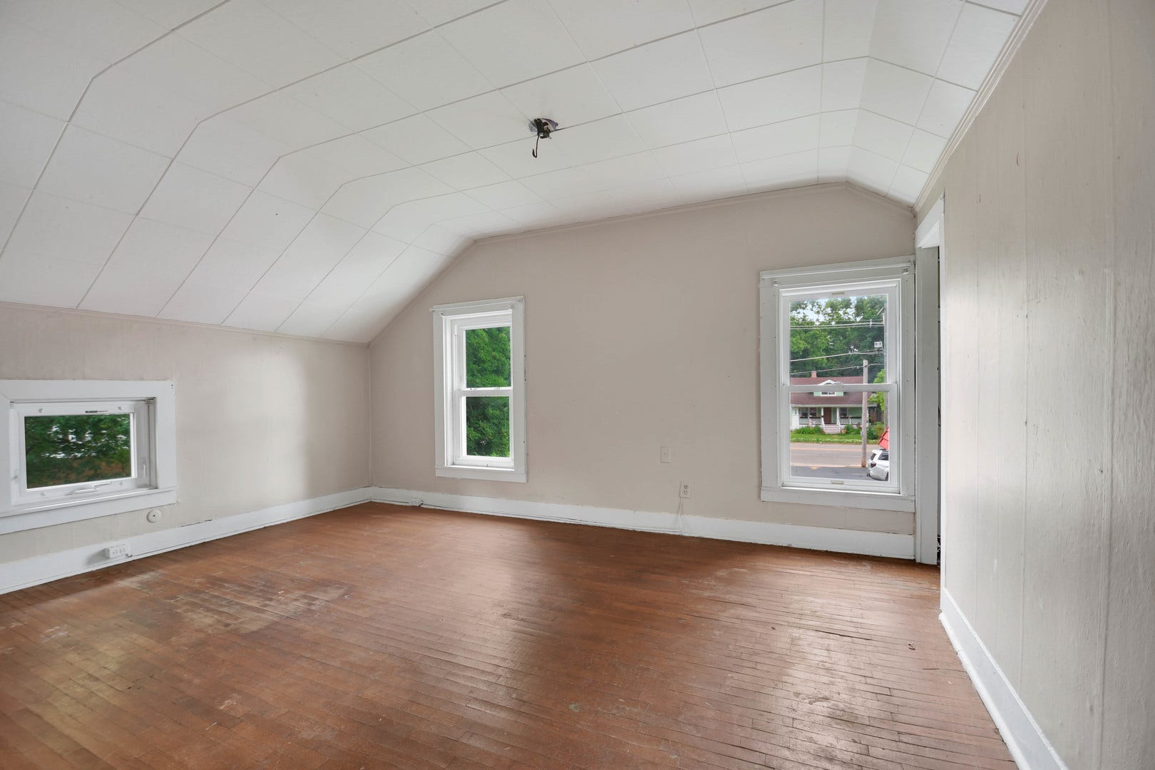 1408 E Washington Street, Joliet, IL 60433 1408 E Washington Street, Joliet, IL 60433