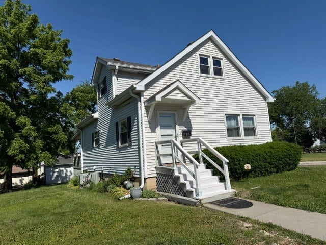 Property photo for 700 Mccarthy Street, Lemont, IL
