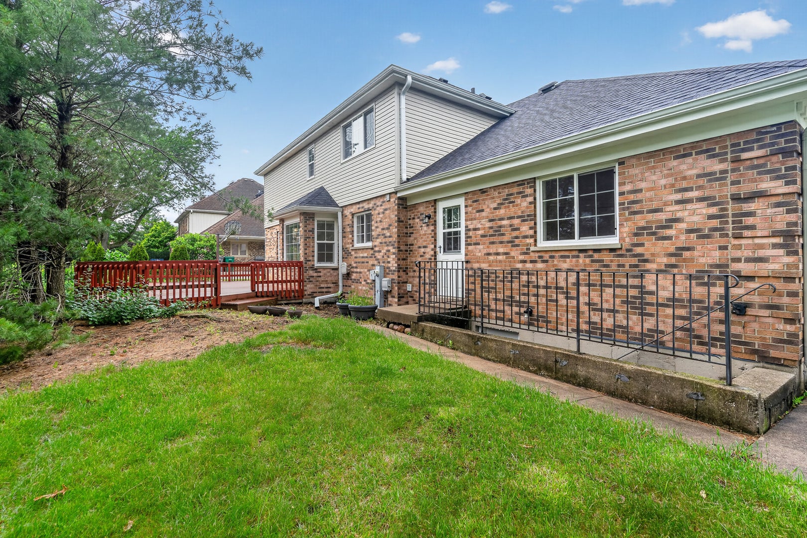 8415 Country Club Lane, Orland Park, IL 60462 8415 Country Club Lane, Orland Park, IL 60462