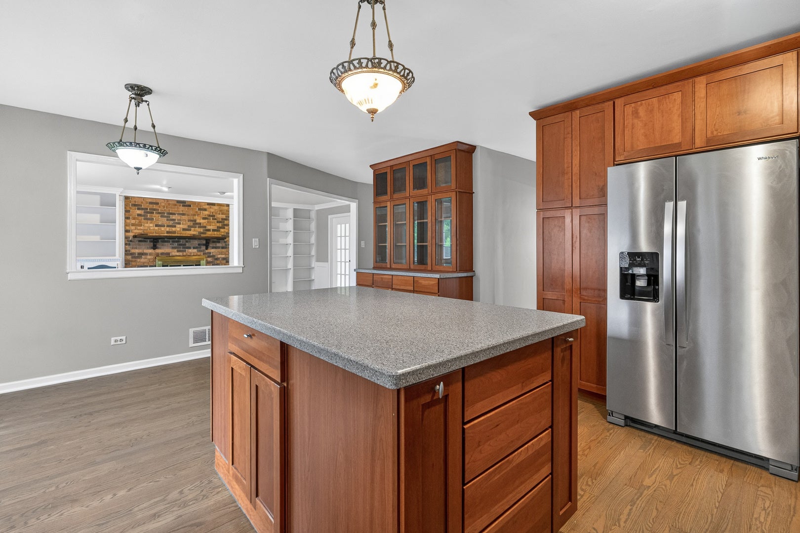 8415 Country Club Lane, Orland Park, IL 60462 8415 Country Club Lane, Orland Park, IL 60462