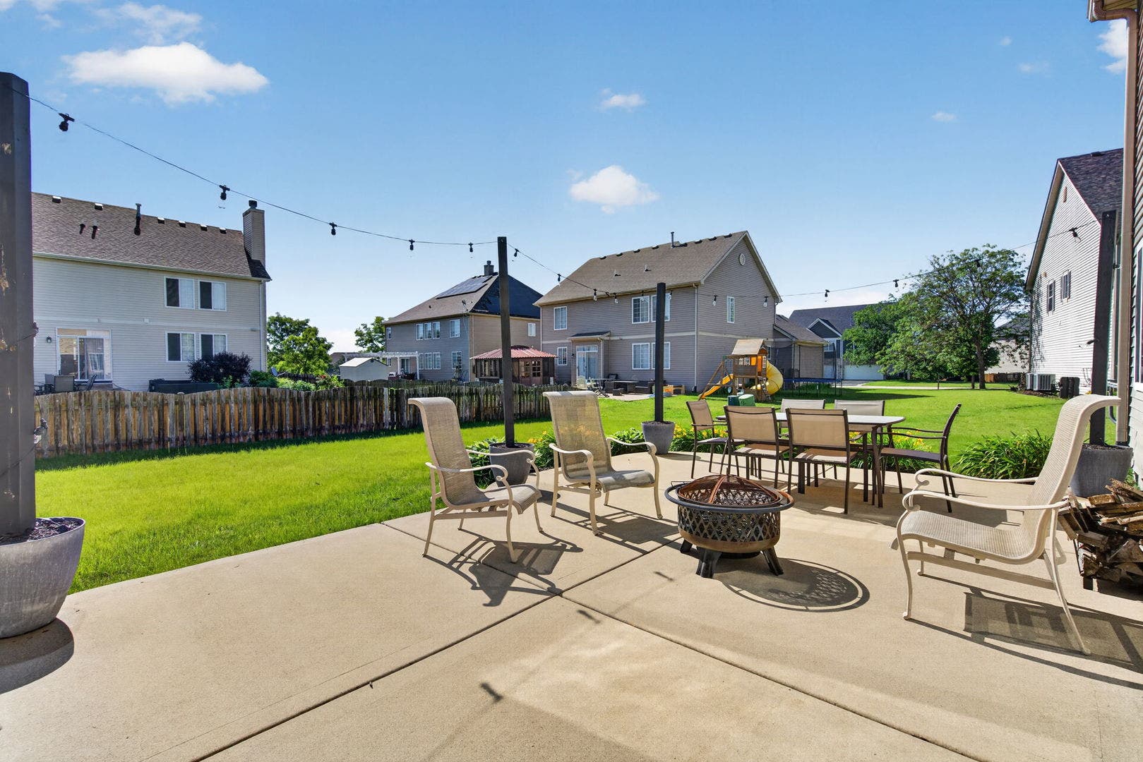 1014 Woodiris Drive, Joliet, IL 60431 1014 Woodiris Drive, Joliet, IL 60431