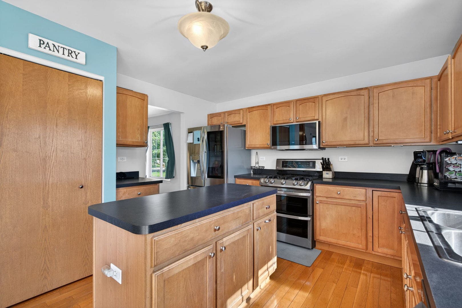 1014 Woodiris Drive, Joliet, IL 60431 1014 Woodiris Drive, Joliet, IL 60431