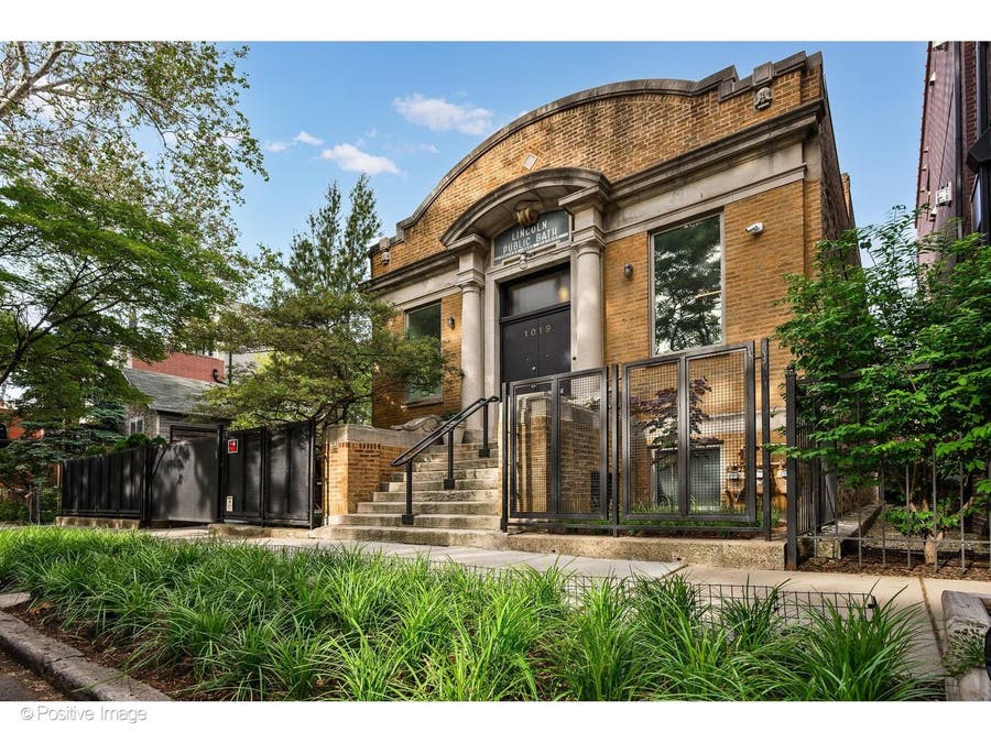 Property photo for 1019 N Wolcott Avenue, Chicago, IL