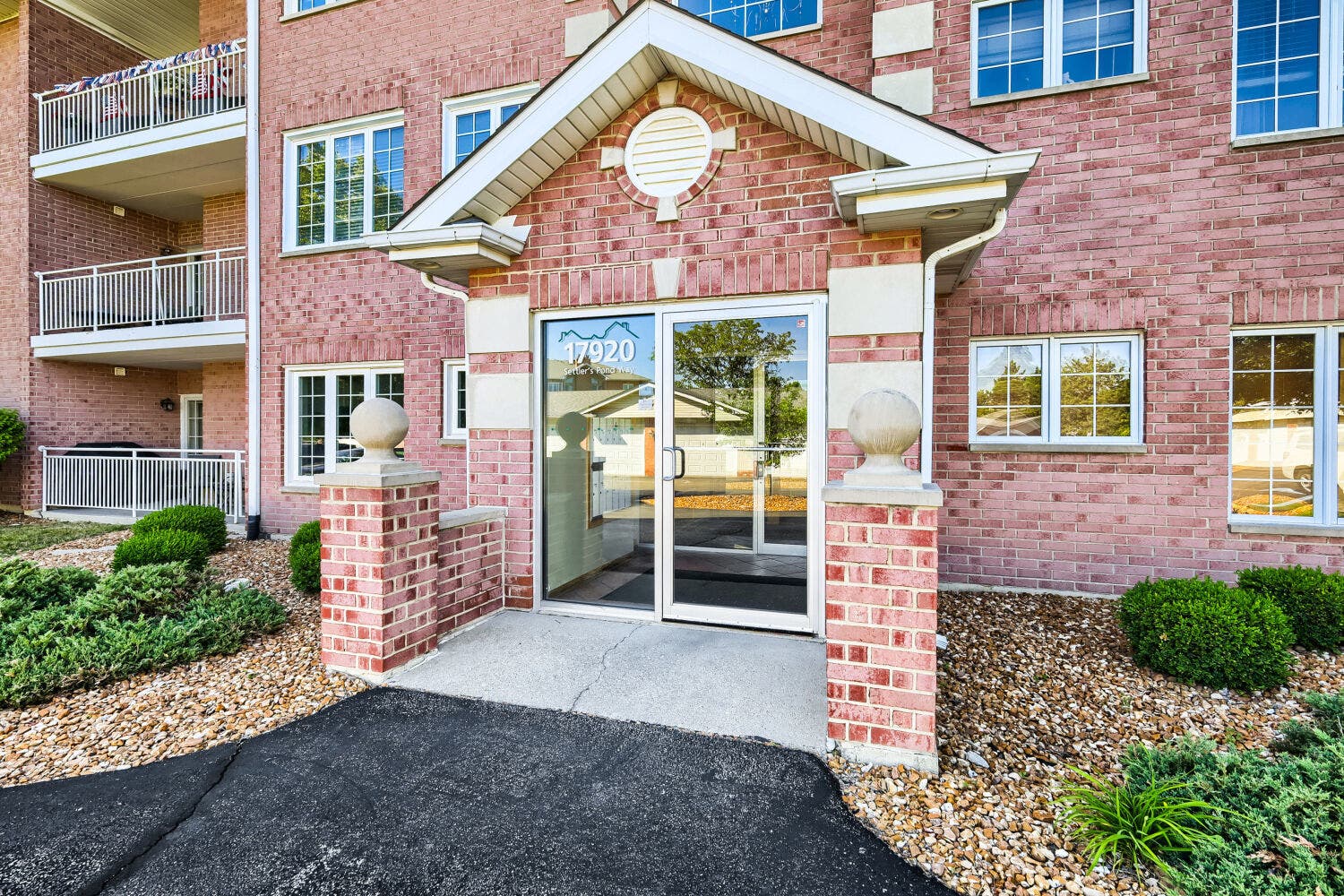 17920 Settlers Pond Way, #3A, Orland Park, IL 60467 17920 Settlers Pond Way, #3A, Orland Park, IL 60467