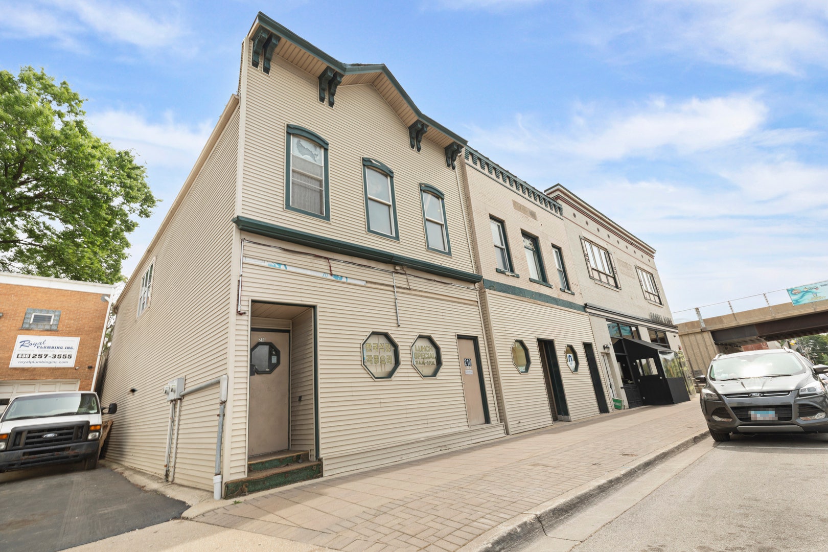 210 Main Street, Lemont, IL 60439 210 Main Street, Lemont, IL 60439