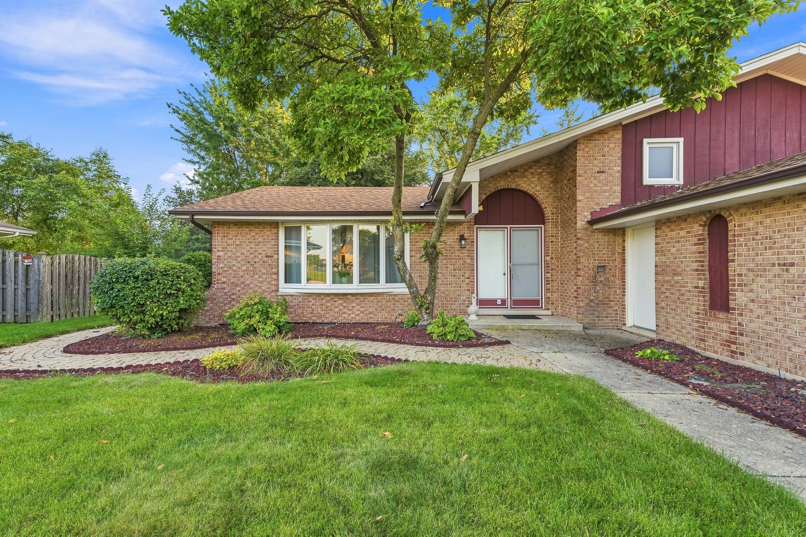 14712 S Arboretum Drive, Homer Glen, IL 60491
