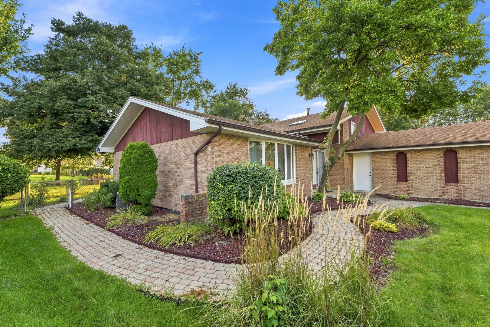 14712 S Arboretum Drive, Homer Glen, IL 60491