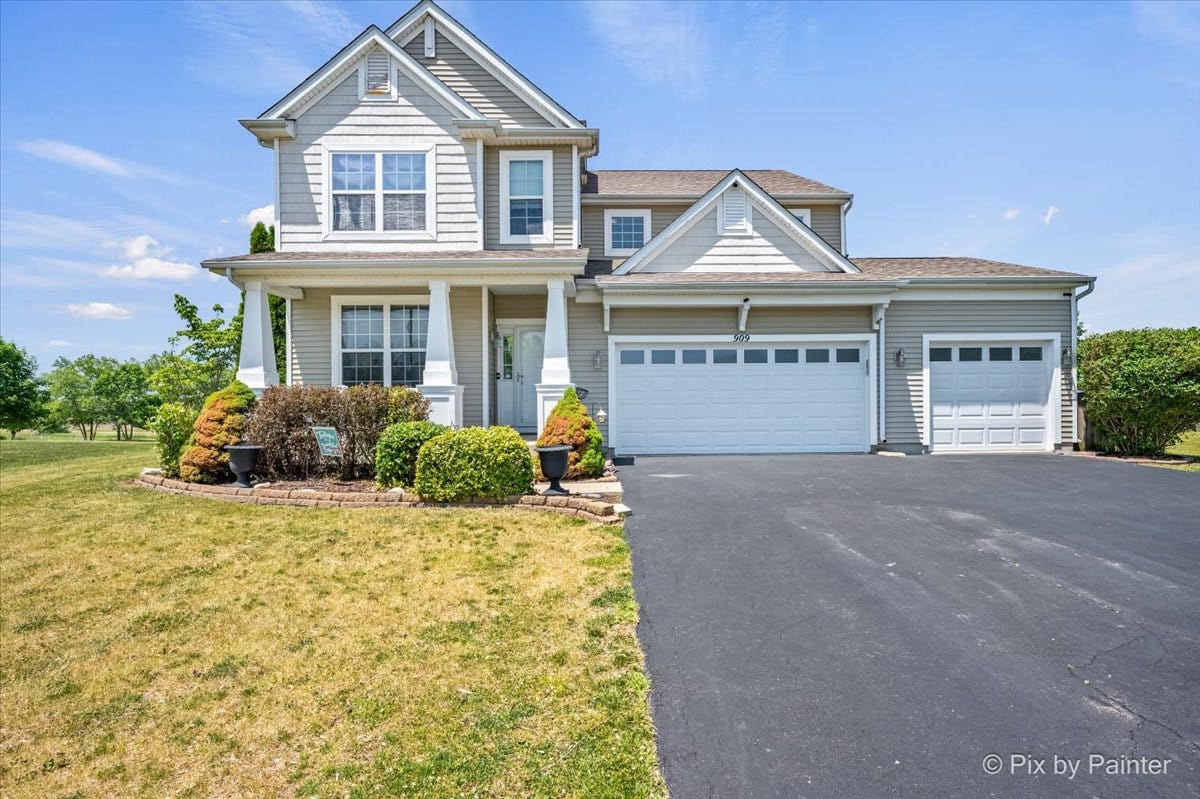 909 Avalon Way, Minooka, IL 60447 909 Avalon Way, Minooka, IL 60447