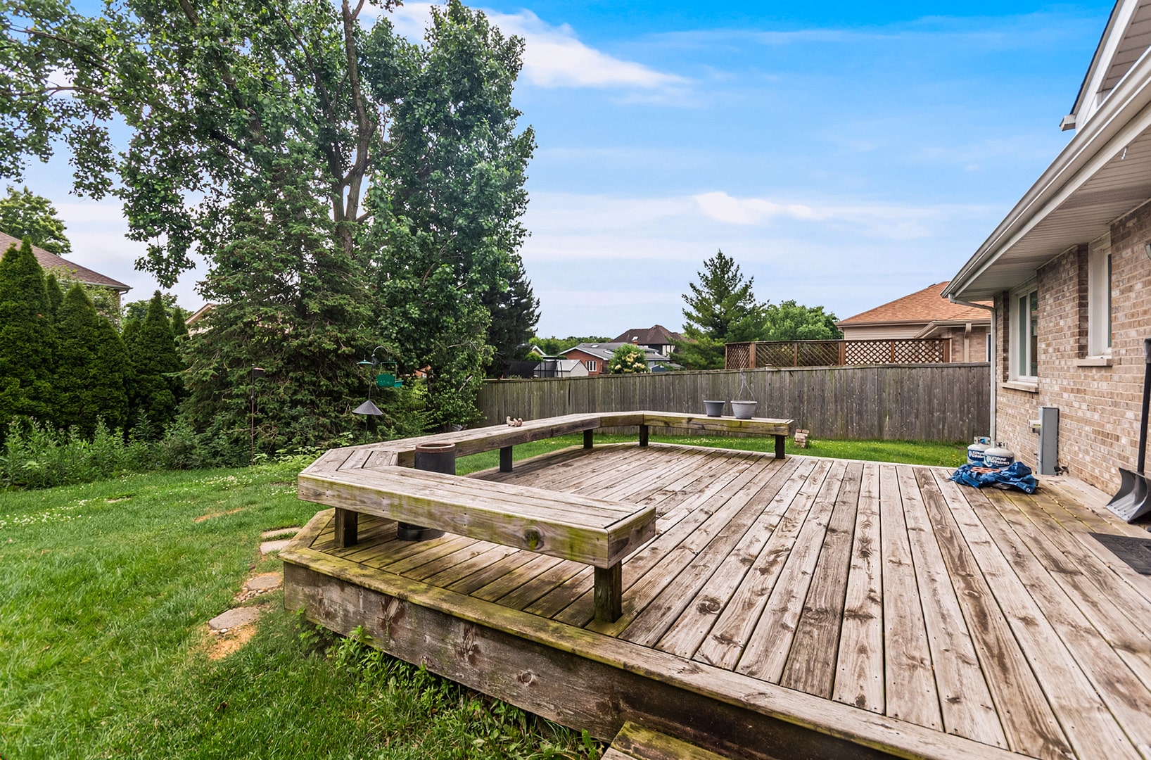 891 Young Street, Lemont, IL 60439 891 Young Street, Lemont, IL 60439