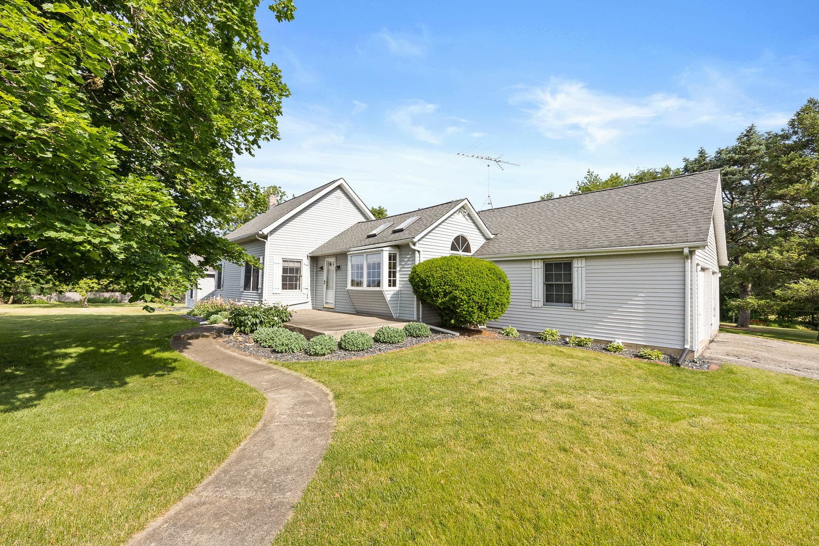 15050 W Wilmington-Peotone Road, Manhattan, IL 60442 15050 W Wilmington-Peotone Road, Manhattan, IL 60442