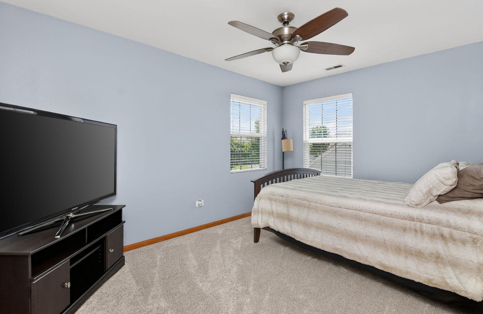 395 S Palmer Drive, Bolingbrook, IL 60490