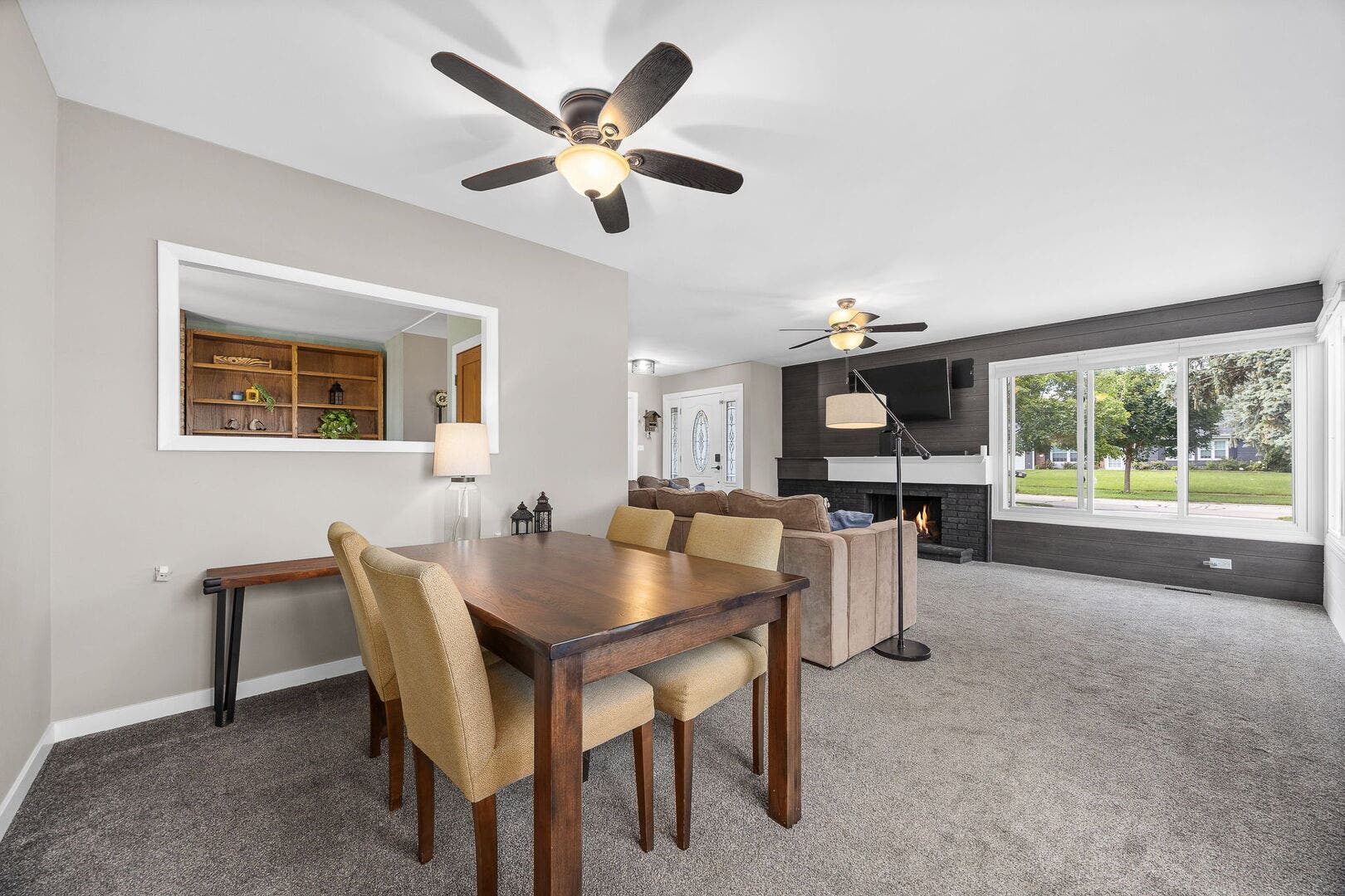 230 Plymouth Lane, Bolingbrook, IL 60440 230 Plymouth Lane, Bolingbrook, IL 60440
