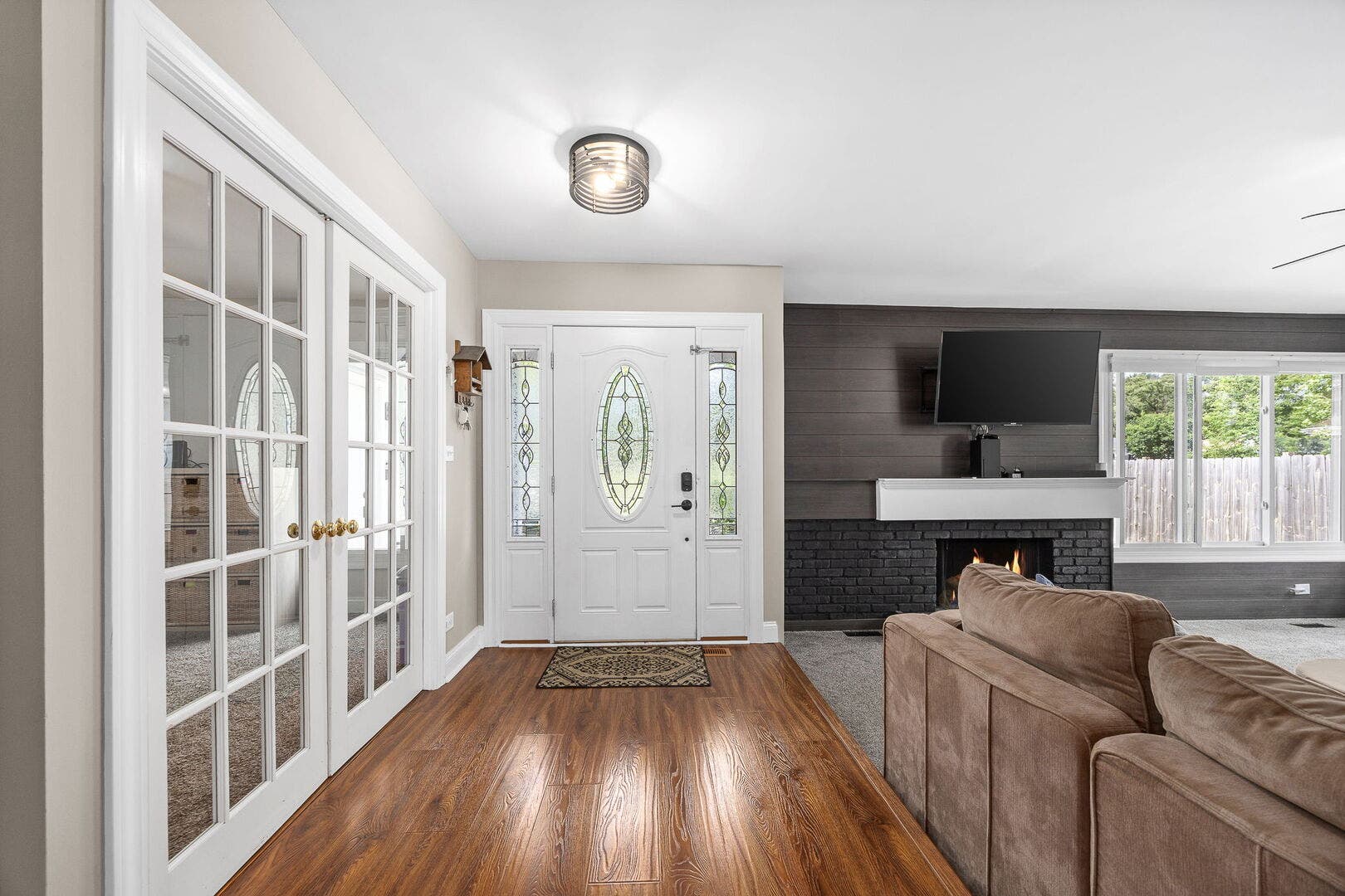230 Plymouth Lane, Bolingbrook, IL 60440 230 Plymouth Lane, Bolingbrook, IL 60440