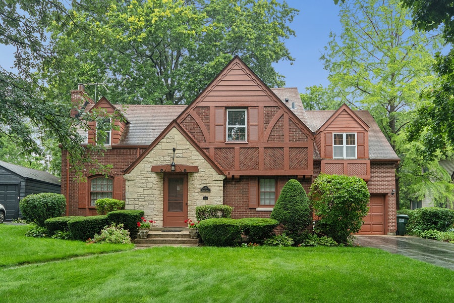 Property photo for 630 Perth Avenue, Flossmoor, IL