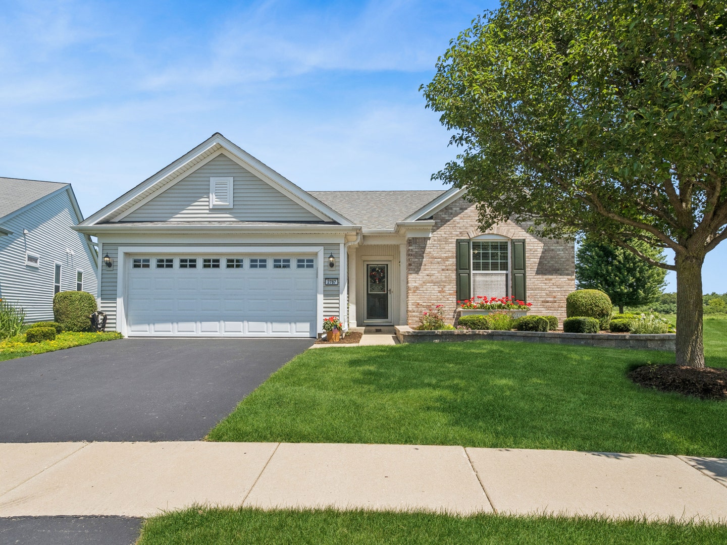 2787 Beacon Point Circle, Elgin, IL 60124 2787 Beacon Point Circle, Elgin, IL 60124