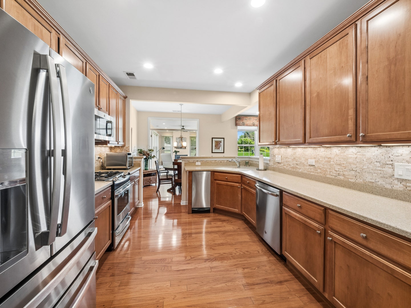 2787 Beacon Point Circle, Elgin, IL 60124 2787 Beacon Point Circle, Elgin, IL 60124