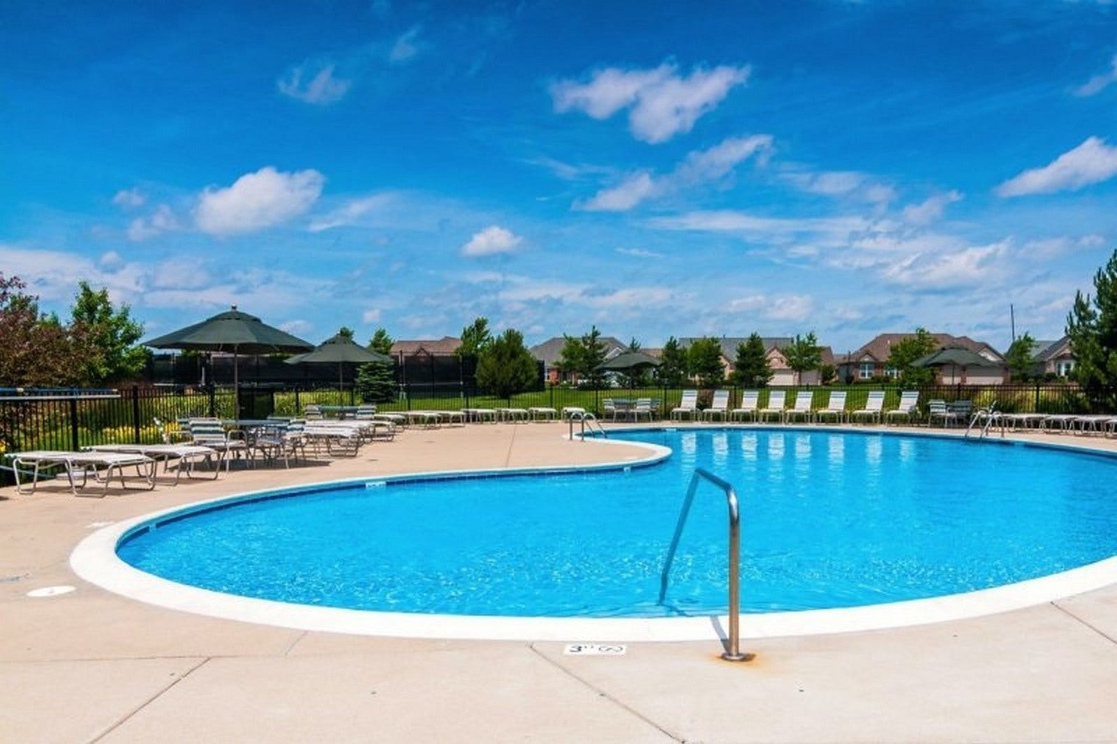 2787 Beacon Point Circle, Elgin, IL 60124 2787 Beacon Point Circle, Elgin, IL 60124