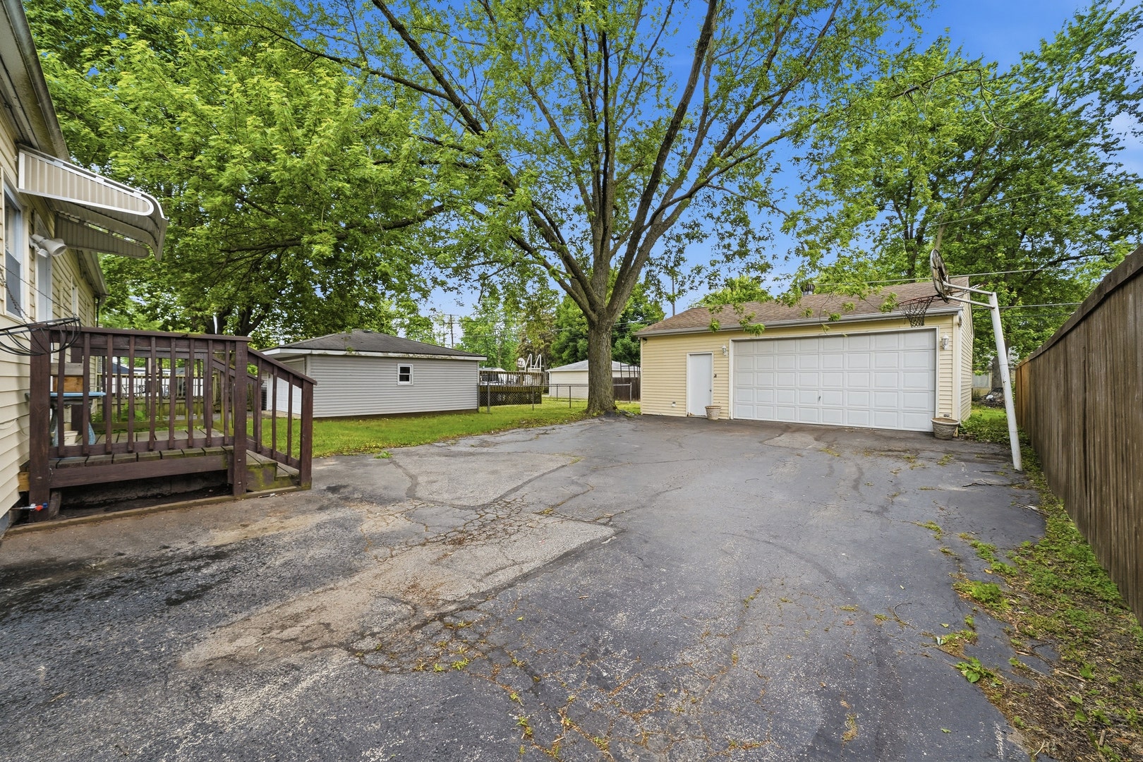 225 Park Drive, Joliet, IL 60436 225 Park Drive, Joliet, IL 60436