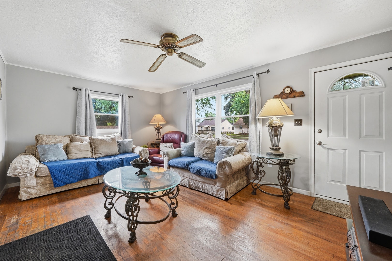 225 Park Drive, Joliet, IL 60436 225 Park Drive, Joliet, IL 60436