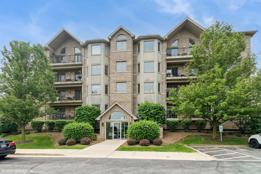 Property photo for 14130 Sheffield Drive, #102, Homer Glen, IL