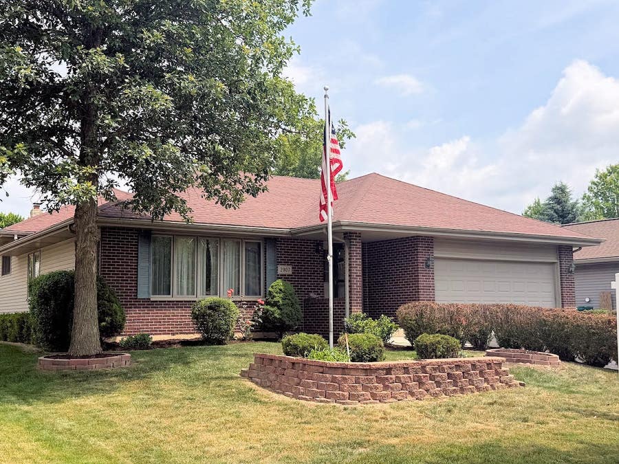 Property photo for 2907 Golf Road, Joliet, IL