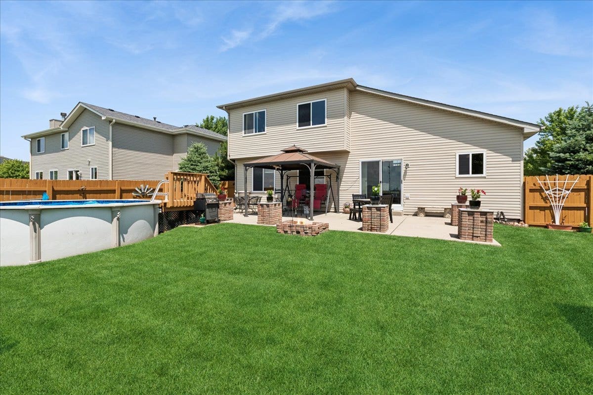 5906 Winterhaven Drive, Joliet, IL 60431 5906 Winterhaven Drive, Joliet, IL 60431