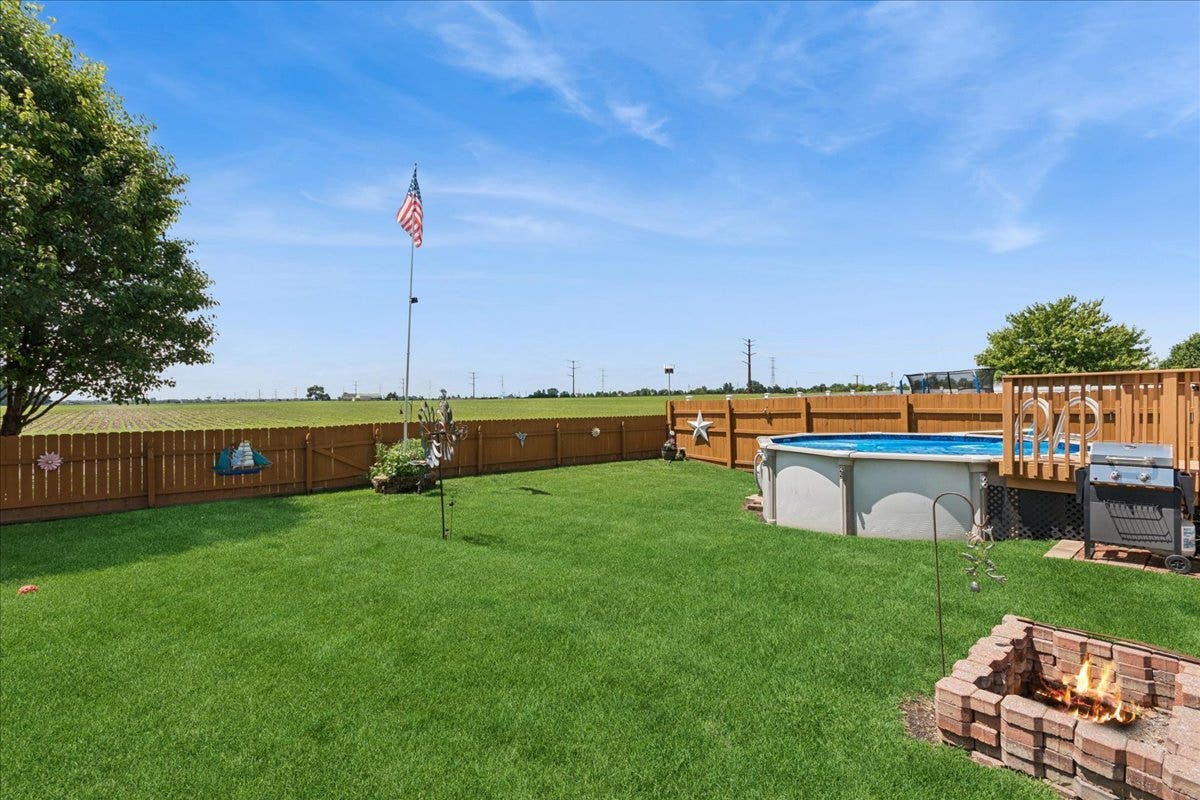 5906 Winterhaven Drive, Joliet, IL 60431 5906 Winterhaven Drive, Joliet, IL 60431