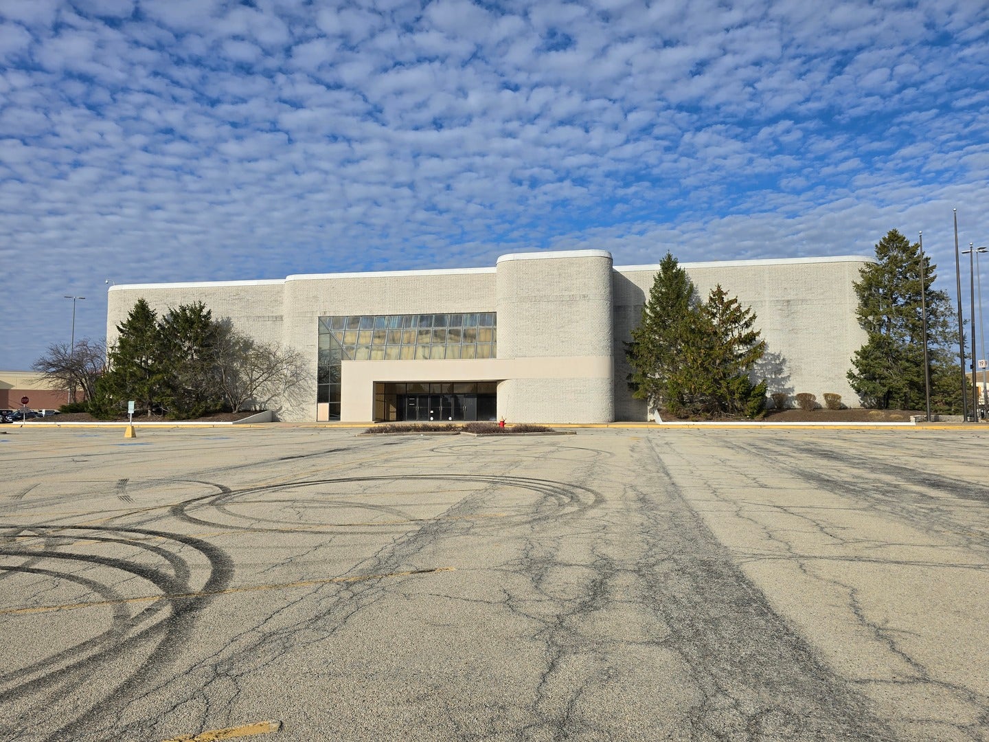 3340 Mall Loop Drive, Joliet, IL 60433 3340 Mall Loop Drive, Joliet, IL 60433