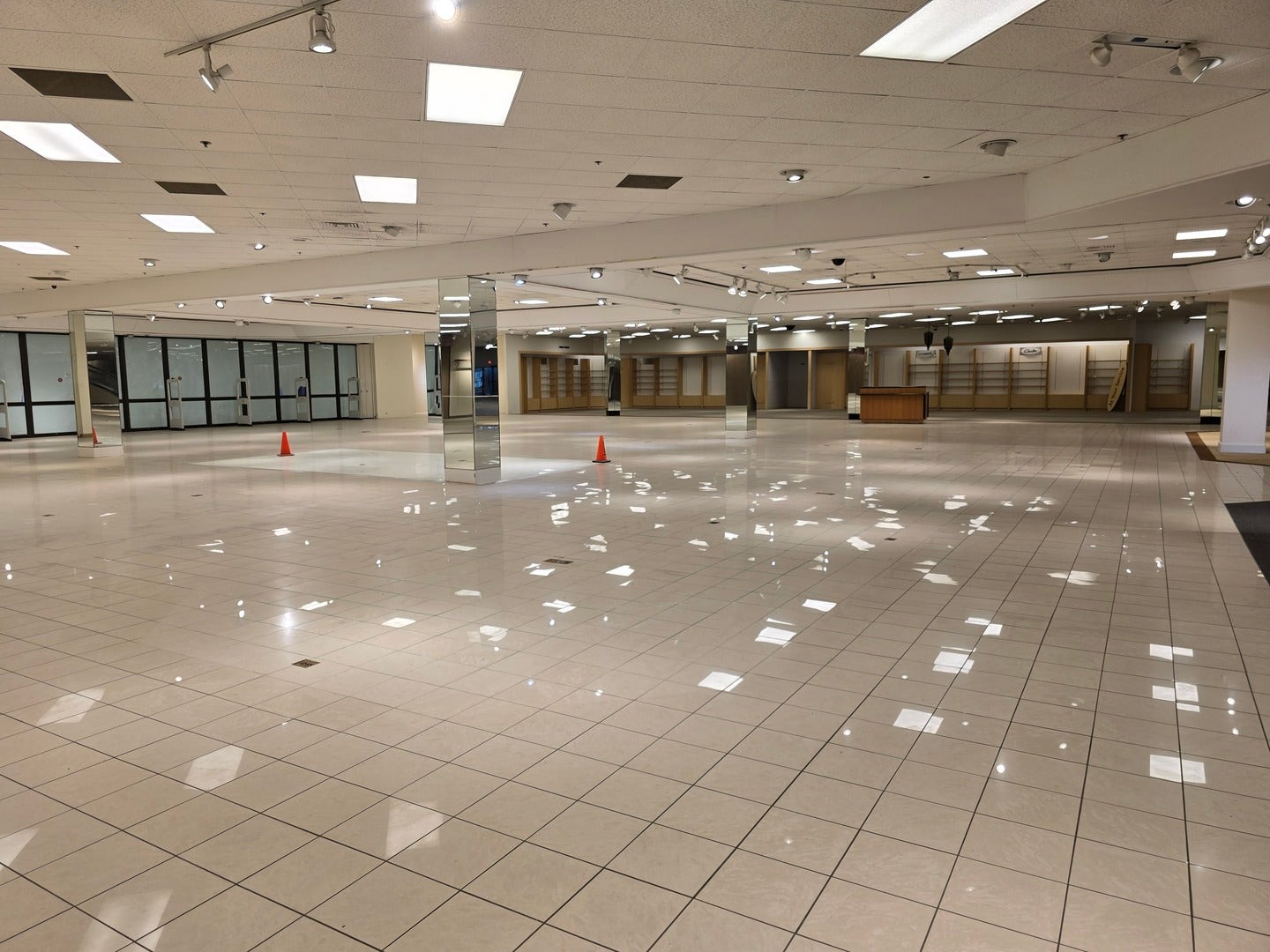3340 Mall Loop Drive, Joliet, IL 60433 3340 Mall Loop Drive, Joliet, IL 60433