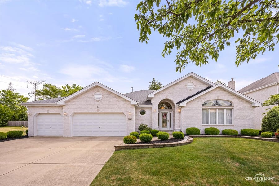 Property photo for 13021 Holmes Drive, Palos Park, IL
