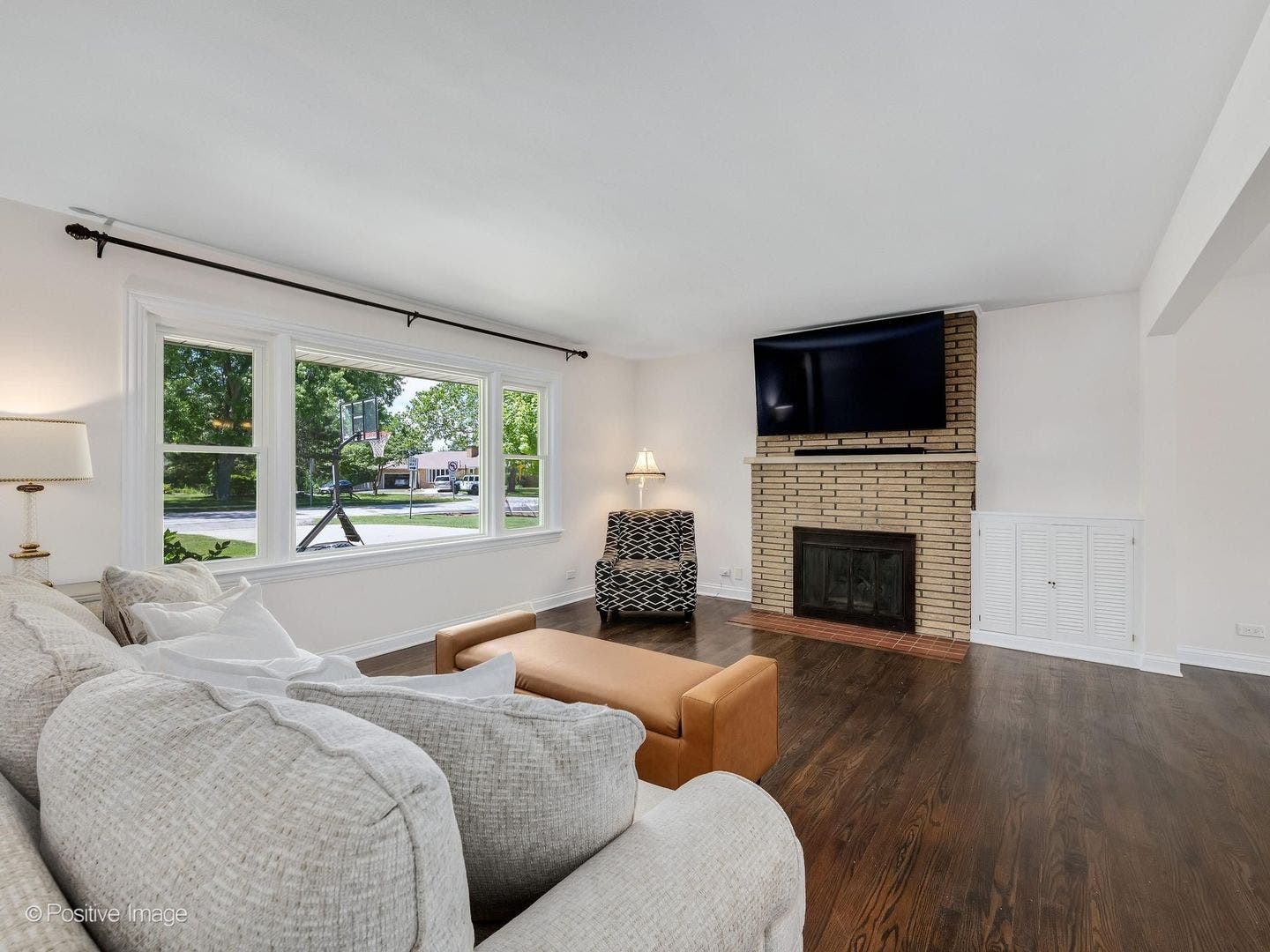3913 Forest Avenue, Downers Grove, IL 60515