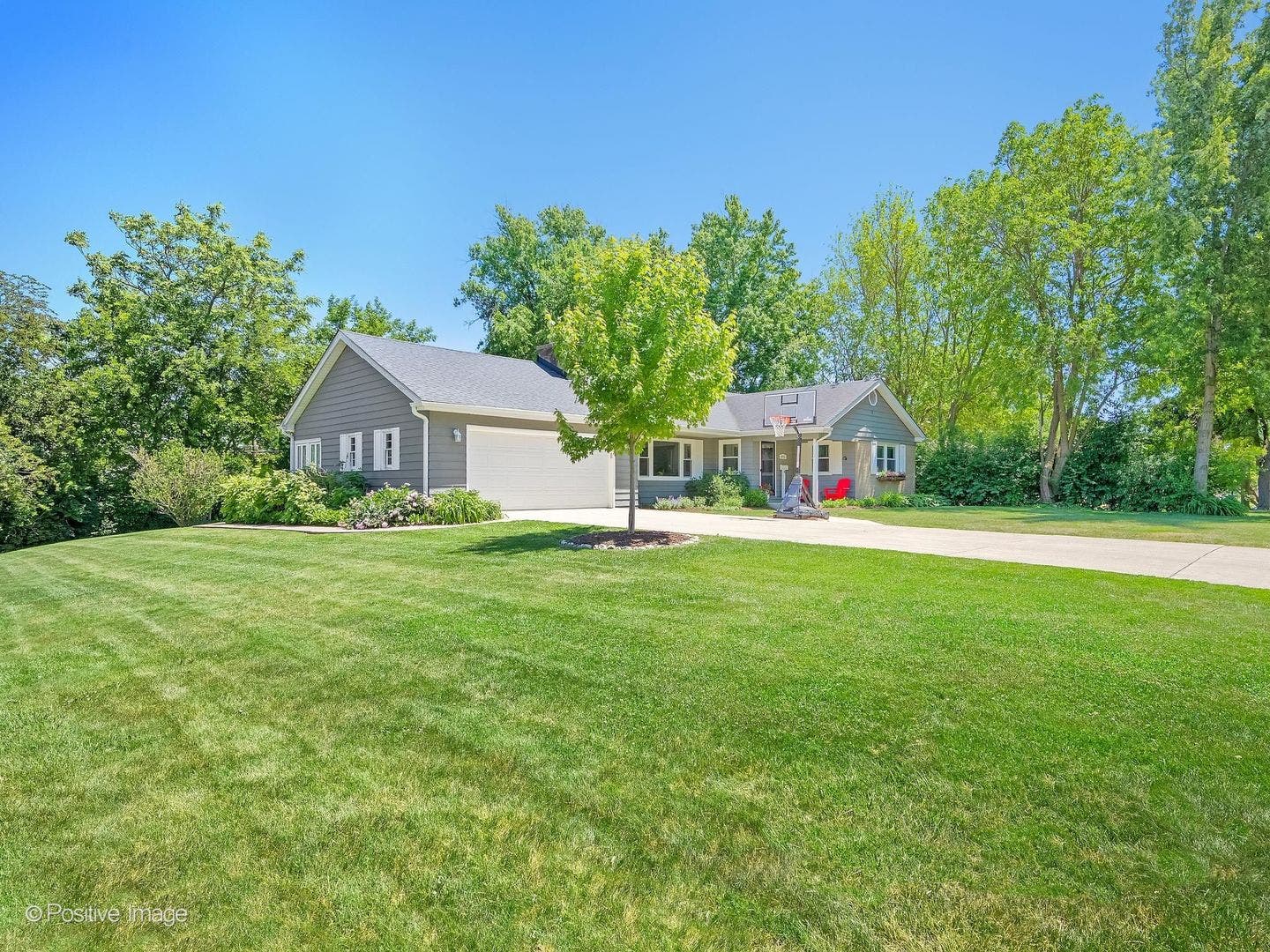 3913 Forest Avenue, Downers Grove, IL 60515