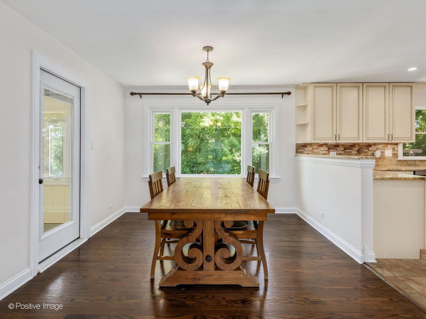 3913 Forest Avenue, Downers Grove, IL 60515