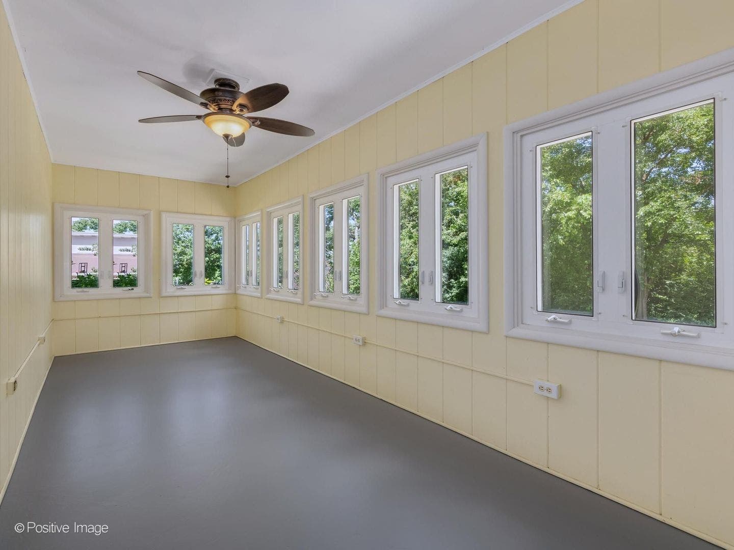 3913 Forest Avenue, Downers Grove, IL 60515