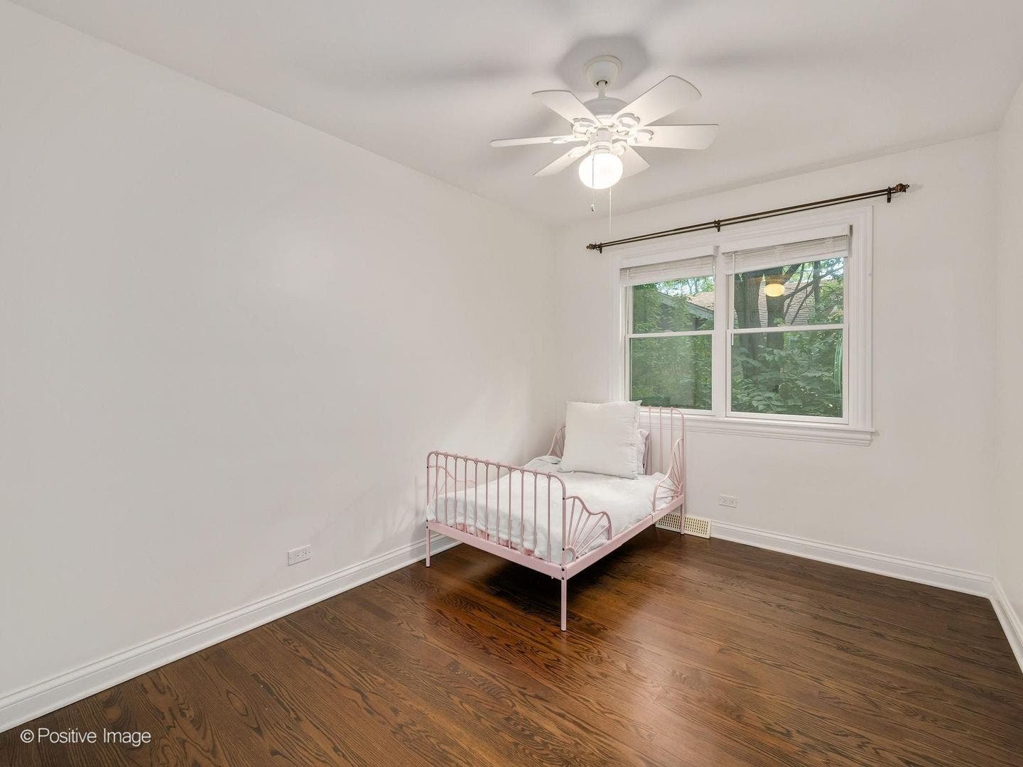 3913 Forest Avenue, Downers Grove, IL 60515