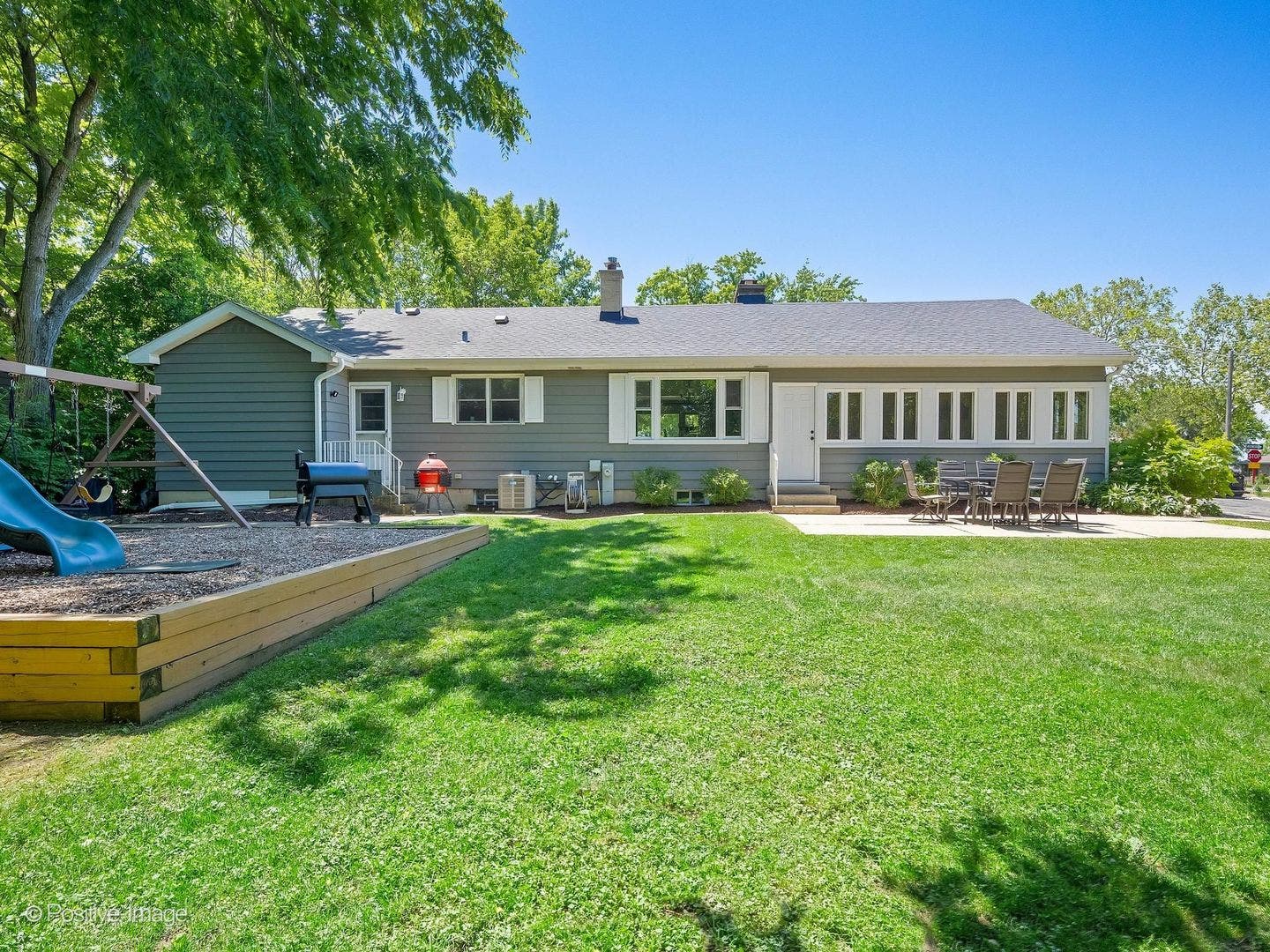 3913 Forest Avenue, Downers Grove, IL 60515